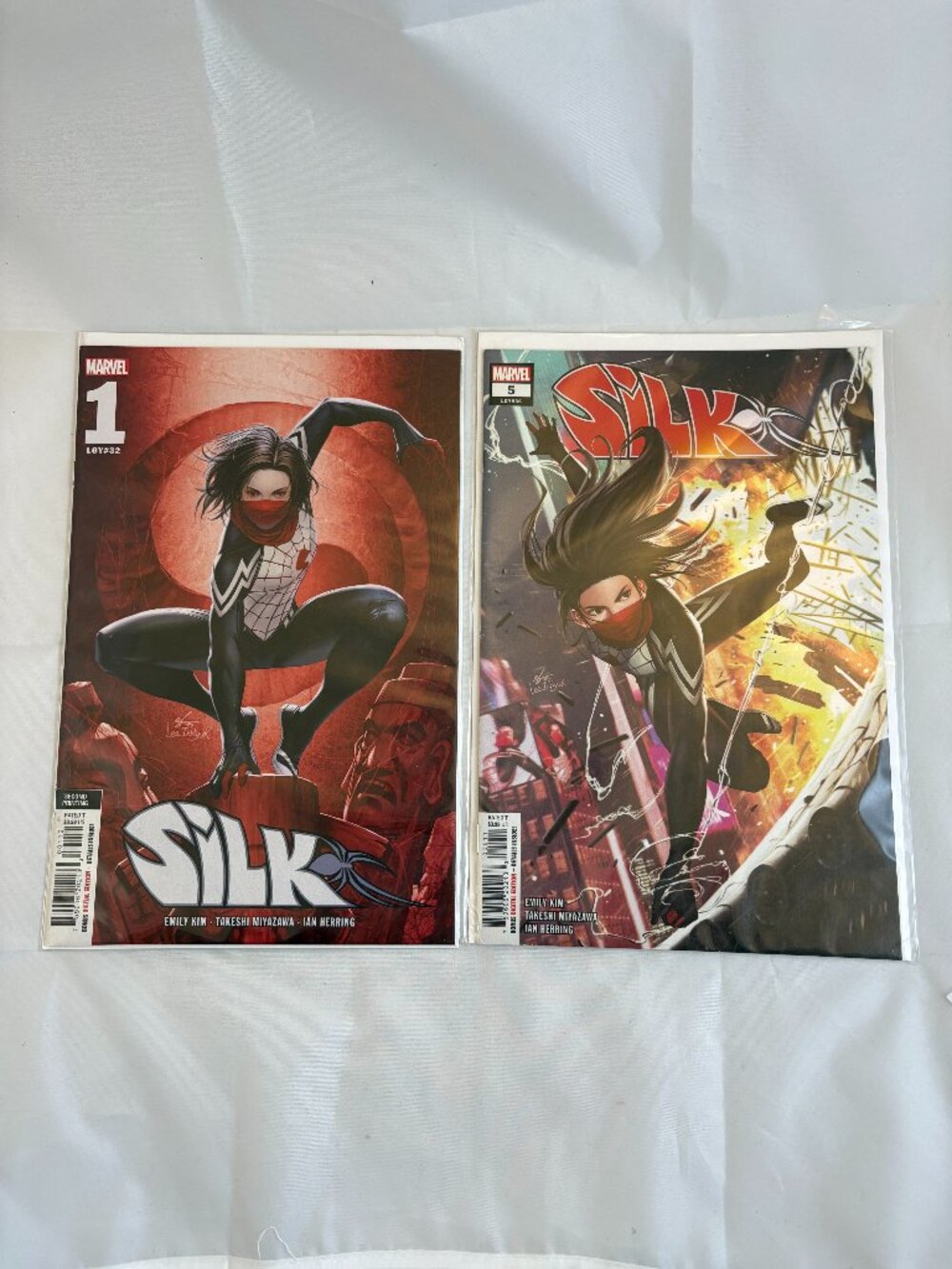 Marvel Silk #1 2nd Print & #5 Comic Book Lot Cindy Moon InHyuk Lee Covers